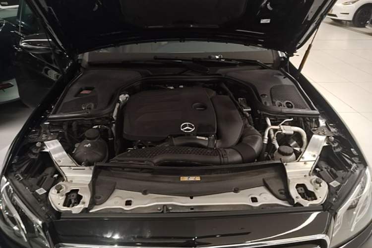 Used Mercedes-Benz E-Class 2020 Facelift E 260 Sport Edition Engine Bay