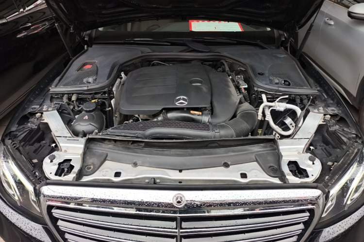 Used Mercedes-Benz E-Class 2020 E 300 L Luxury Model Engine Bay