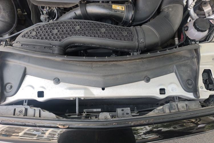 Used Mercedes-Benz E-Class 2020 E 260 L Sport Edition Engine Bay
