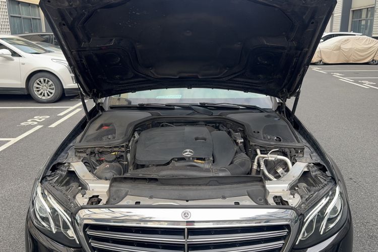 Used Mercedes-Benz E-Class 2020 Restyled E 300 L Exclusive Edition Engine Bay