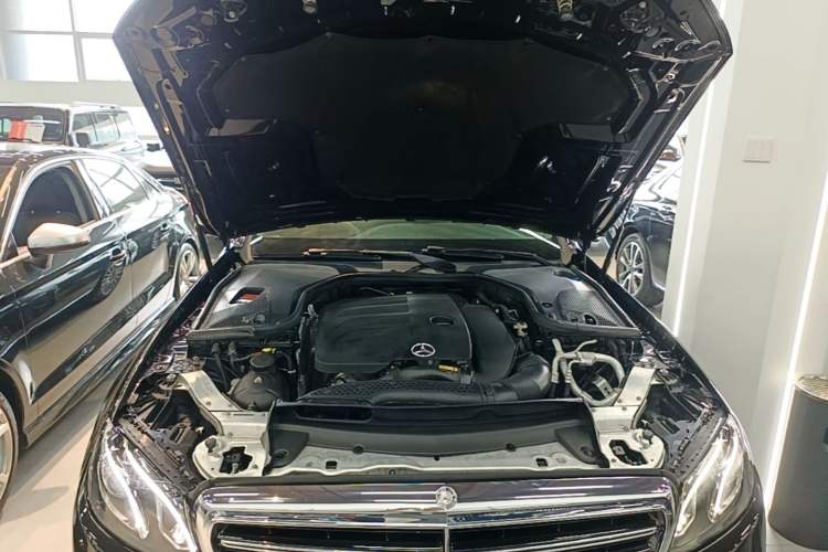 Used Mercedes-Benz E-Class 2020 Restyled E 300 L Exclusive Edition Engine Bay