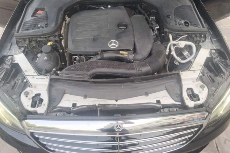 Used Mercedes-Benz E-Class 2020 E 300 L Luxury Model Engine Bay
