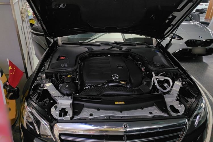 Used Mercedes-Benz E-Class 2020 E 300 L Luxury Model Engine Bay