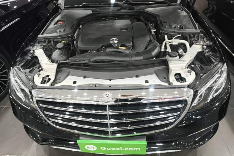 Used Mercedes-Benz E-Class 2020 Facelift E 260 L Sport Edition Engine Bay