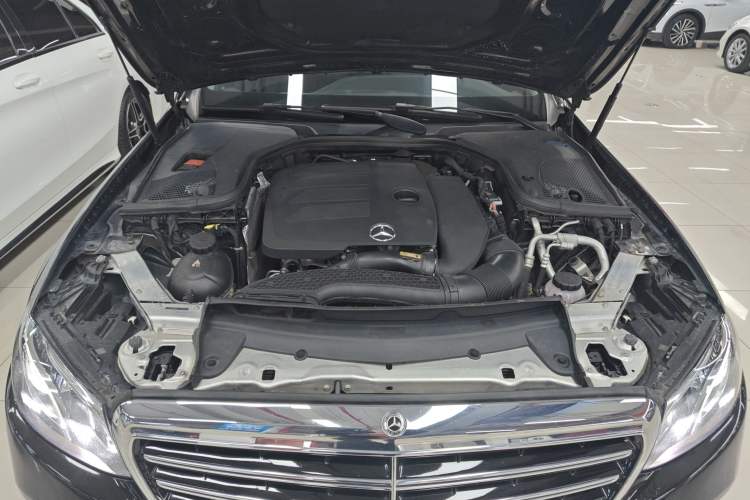 Used Mercedes-Benz E-Class 2020 Facelift E 260 L Engine Bay