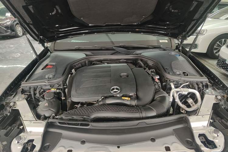 Used Mercedes-Benz E-Class 2020 Restyled E 300 L Sport Exclusive Edition Engine Bay
