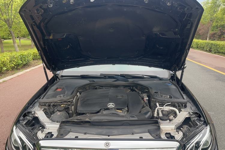 Used Mercedes-Benz E-Class 2020 Facelift E 260 L Engine Bay