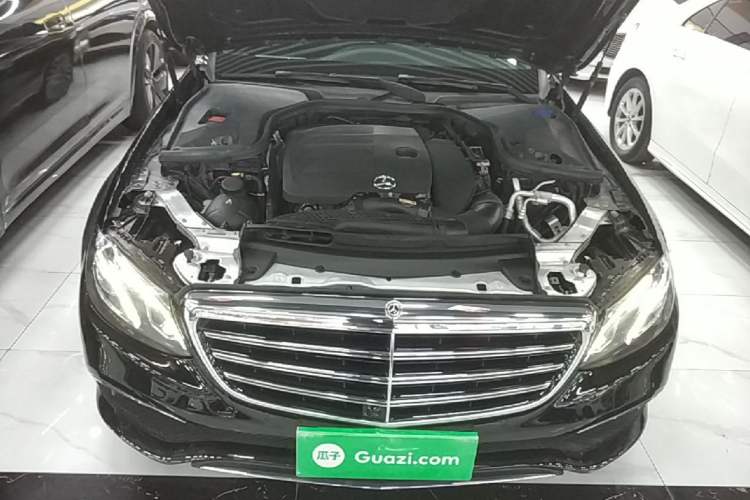 Used Mercedes-Benz E-Class 2020 Restyled E 300 L Exclusive Edition Engine Bay