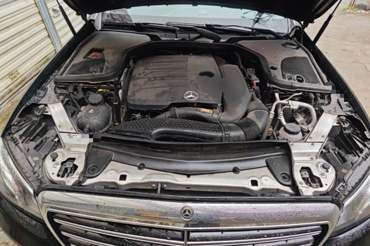 Used Mercedes-Benz E-Class 2020 Facelift E 260 L Engine Bay