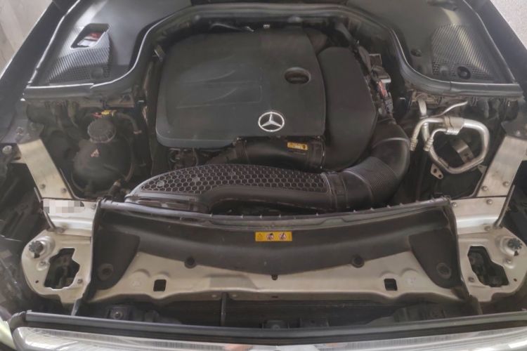 Used Mercedes-Benz E-Class 2020 Restyled E 300 L Exclusive Edition Engine Bay
