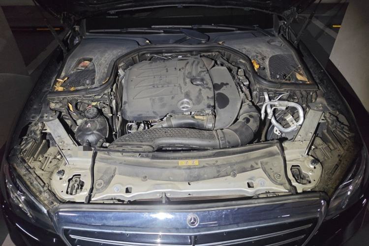 Used Mercedes-Benz E-Class 2020 Restyled E 300 L Exclusive Edition Engine Bay