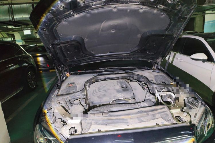 Used Mercedes-Benz E-Class 2020 Restyled E 300 L Sporty and Stylish Edition Engine Bay