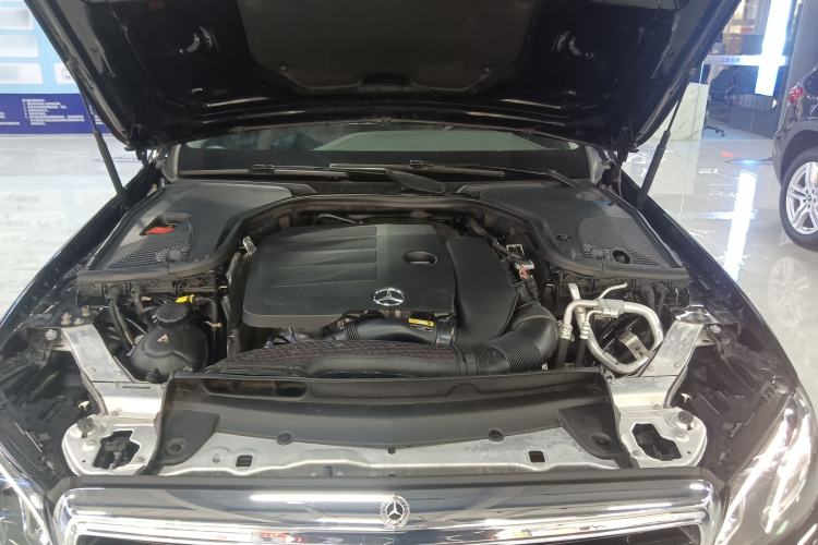 Used Mercedes-Benz E-Class 2020 Restyled E 300 L Exclusive Edition Engine Bay