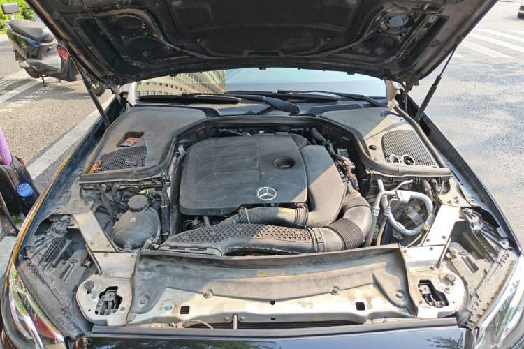 Used Mercedes-Benz E-Class 2020 Restyled E 300 L Sporty and Stylish Edition Engine Bay
