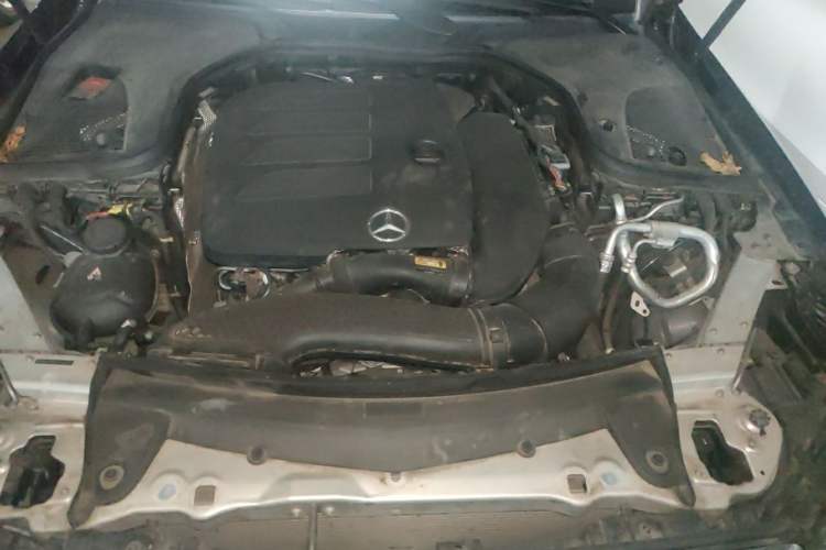 Used Mercedes-Benz E-Class 2020 Restyled E 300 L Exclusive Edition Engine Bay