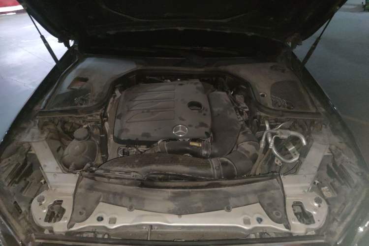 Used Mercedes-Benz E-Class 2020 Restyled E 300 L Exclusive Edition Engine Bay
