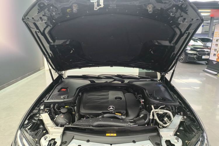 Used Mercedes-Benz E-Class 2020 Restyled E 300 L Sporty and Stylish Edition Engine Bay