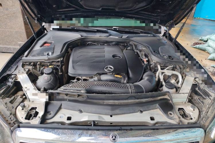 Used Mercedes-Benz E-Class 2020 E 260 L Engine Bay
