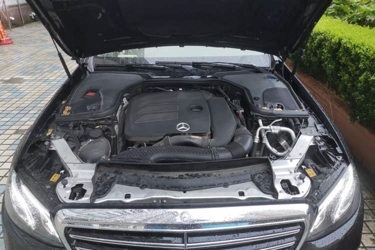 Used Mercedes-Benz E-Class 2020 Restyled E 300 L Exclusive Edition Engine Bay