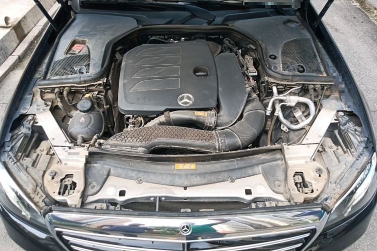 Used Mercedes-Benz E-Class 2020 Restyled E 300 L Exclusive Edition Engine Bay