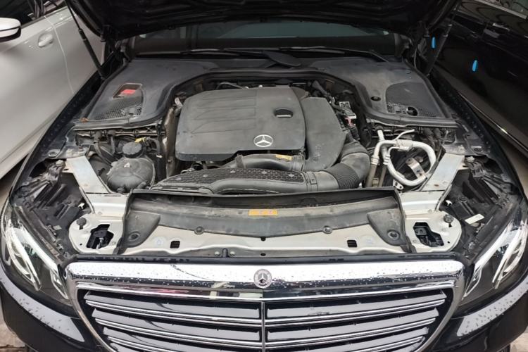 Used Mercedes-Benz E-Class 2020 Restyled E 300 L Exclusive Edition Engine Bay