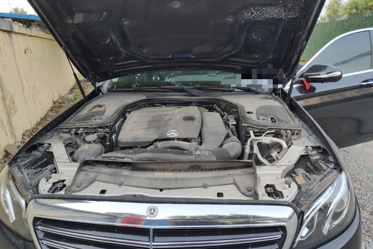 Used Mercedes-Benz E-Class 2020 Restyled E 300 L Exclusive Edition Engine Bay