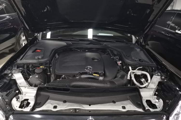 Used Mercedes-Benz E-Class 2020 Restyled E 300 L Exclusive Edition Engine Bay
