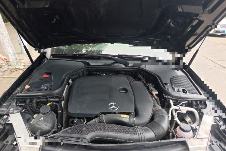 Used Mercedes-Benz E-Class 2020 E 260 L Engine Bay
