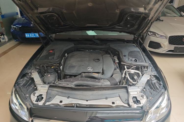 Used Mercedes-Benz E-Class 2020 Restyled E 300 L Sport Exclusive Edition Engine Bay