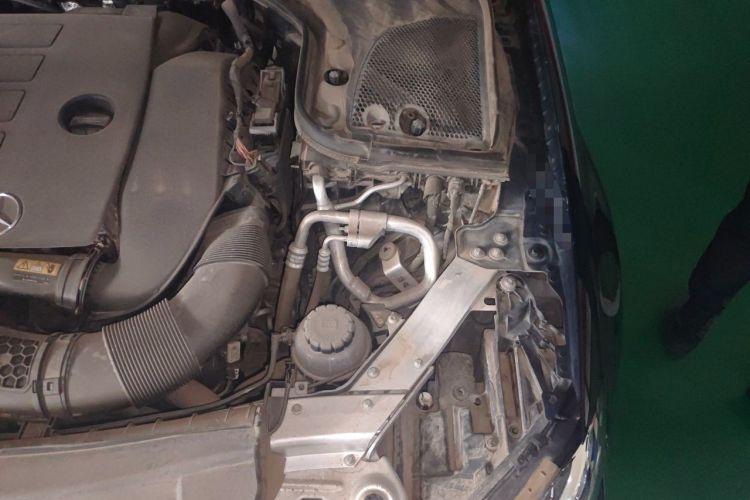 Used Mercedes-Benz E-Class 2020 E 260 L 4MATIC Engine Bay Left