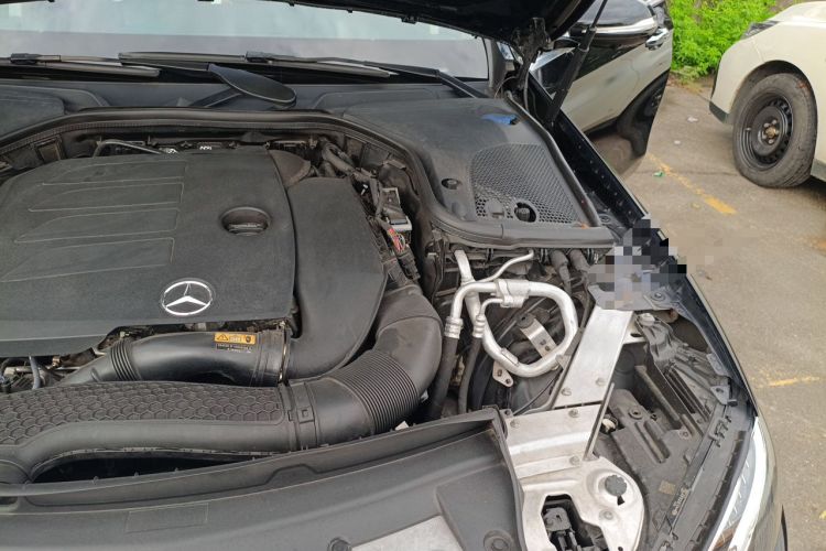 Used Mercedes-Benz E-Class 2020 Restyled E 300 L Exclusive Edition Engine Bay Left