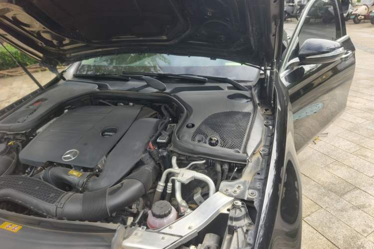 Used Mercedes-Benz E-Class 2020 E 260 L Sport Edition Engine Bay Left