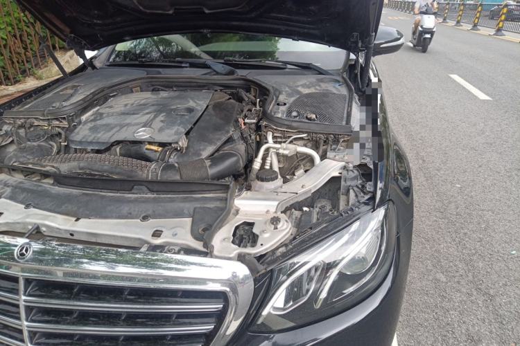 Used Mercedes-Benz E-Class 2020 E 260 L Engine Bay Left