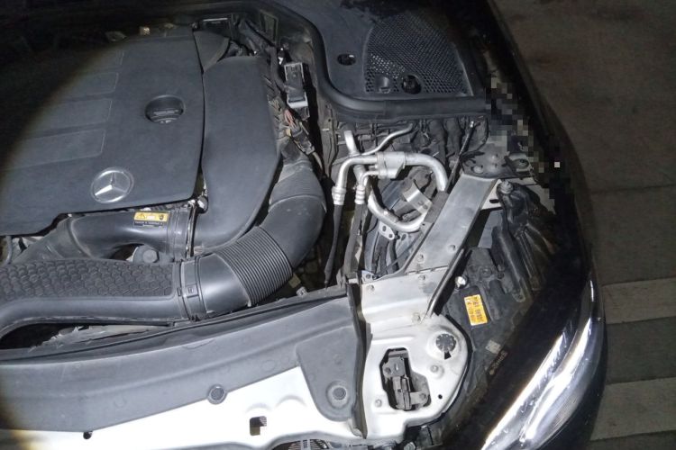 Used Mercedes-Benz E-Class 2020 E 300 L Luxury Model Engine Bay Left