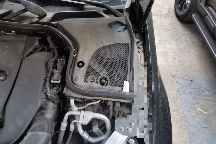Used Mercedes-Benz E-Class 2020 Restyled E 300 L Exclusive Edition Engine Bay Left