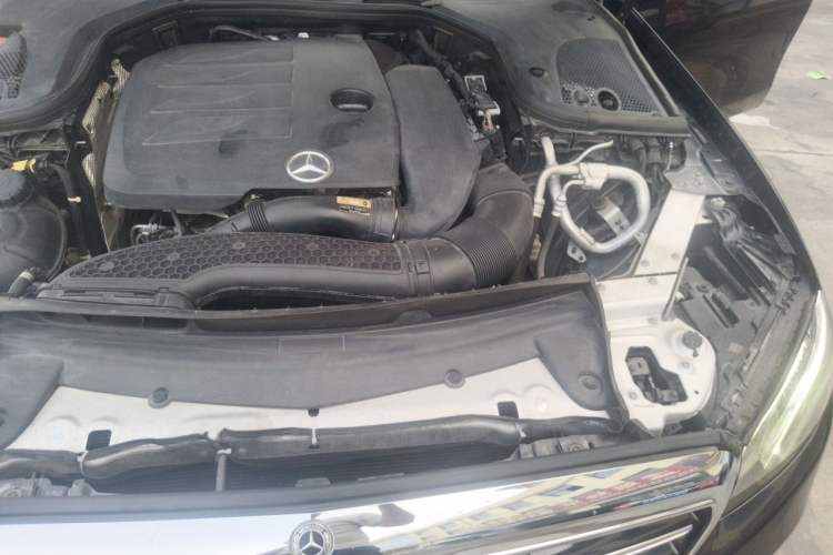Used Mercedes-Benz E-Class 2020 E 300 L Luxury Model Engine Bay Left