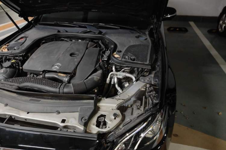 Used Mercedes-Benz E-Class 2020 E 300 L Sporty and Stylish Model Engine Bay Left