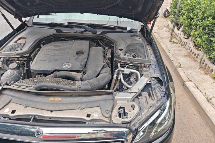 Used Mercedes-Benz E-Class 2020 E 300 L Stylish Model Engine Bay Left