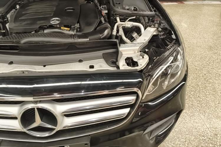 Used Mercedes-Benz E-Class 2020 E 300 L Sporty and Stylish Model Engine Bay Left