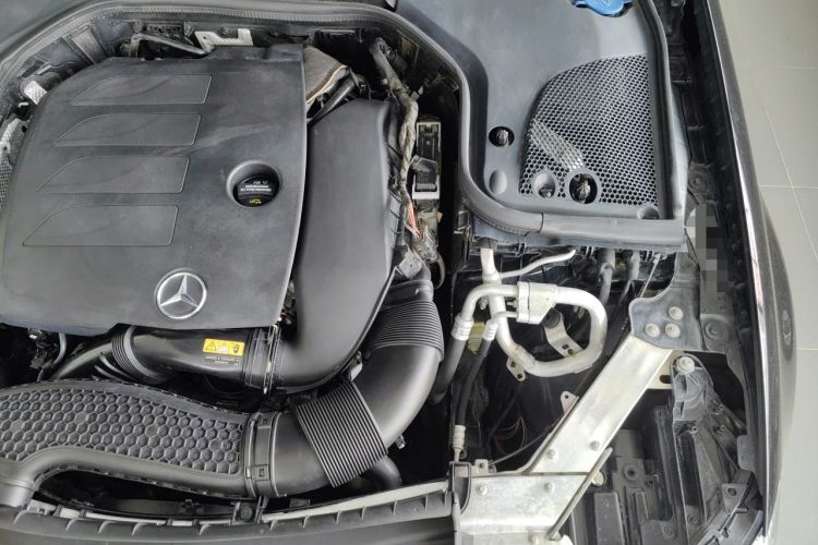 Used Mercedes-Benz E-Class 2020 E 300 L Luxury Model Engine Bay Left