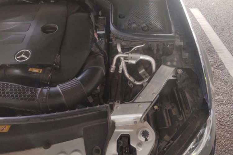 Used Mercedes-Benz E-Class 2020 Restyled E 300 L Exclusive Edition Engine Bay Left