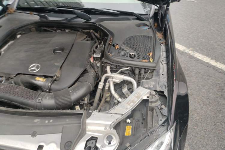 Used Mercedes-Benz E-Class 2020 Facelift E 300 L Stylish Edition Engine Bay Left
