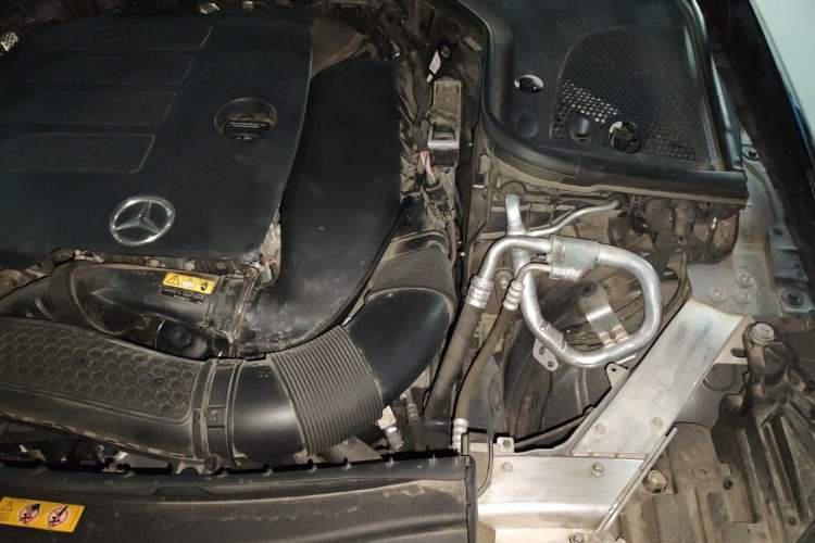 Used Mercedes-Benz E-Class 2020 Restyled E 300 L Sporty and Stylish Edition Engine Bay Left