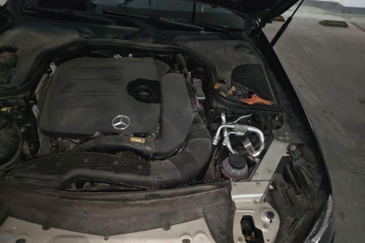 Used Mercedes-Benz E-Class 2020 E 260 L Sport Edition Engine Bay Left
