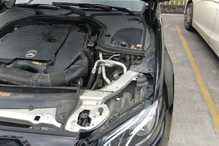 Used Mercedes-Benz E-Class 2020 E 300 L Sporty and Stylish Model Engine Bay Left