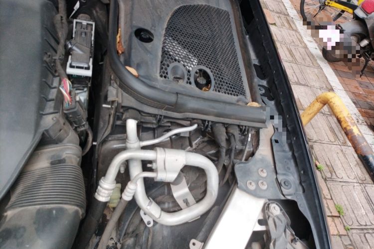 Used Mercedes-Benz E-Class 2020 Restyled E 300 L Exclusive Edition Engine Bay Left
