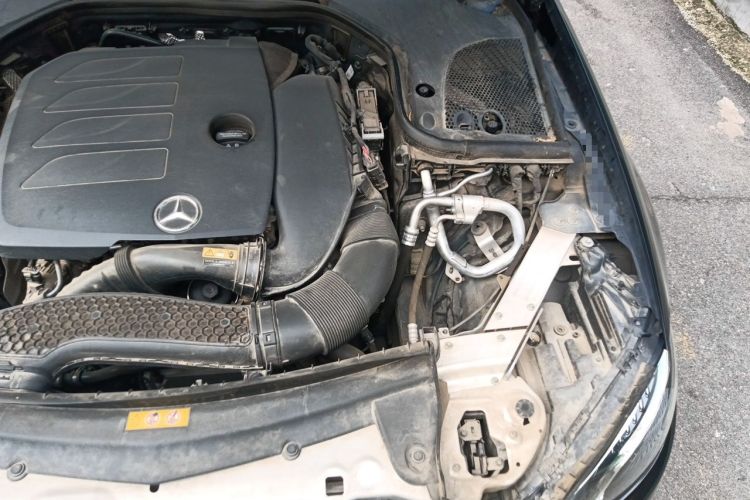 Used Mercedes-Benz E-Class 2020 Restyled E 300 L Exclusive Edition Engine Bay Left