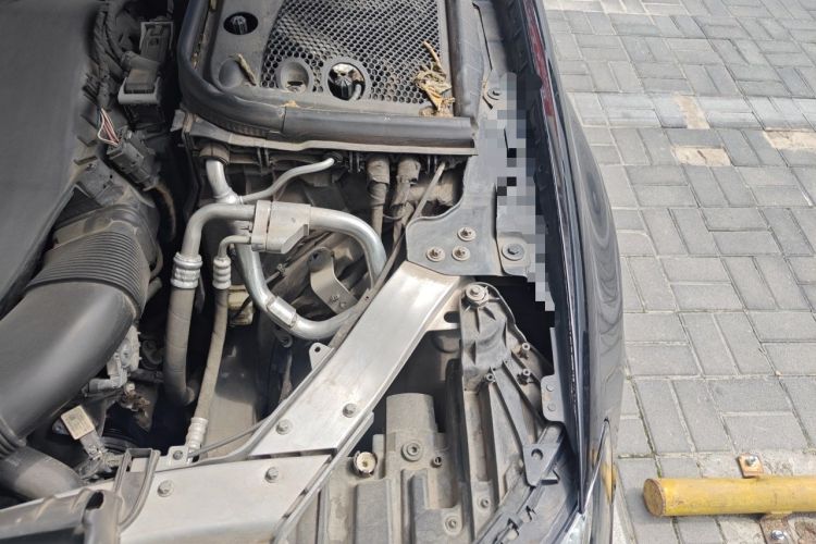 Used Mercedes-Benz E-Class 2020 E 300 L Sport Luxury Edition Engine Bay Left
