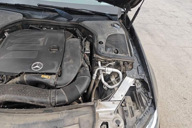Used Mercedes-Benz E-Class 2020 Restyled E 300 L Sporty and Stylish Edition Engine Bay Left