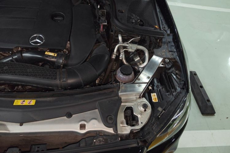 Used Mercedes-Benz E-Class 2020 Facelift E 260 L Sport Edition Engine Bay Left